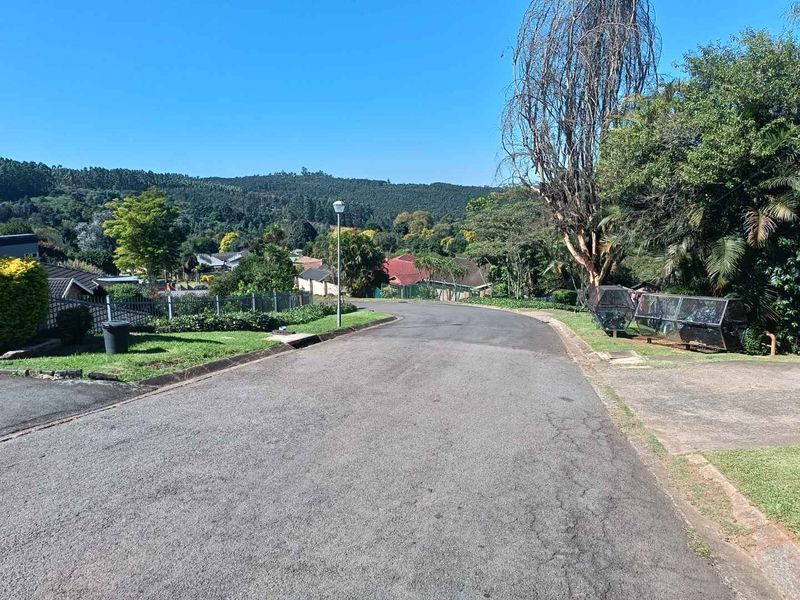🌿 Spacious Studio Garden Flat to Rent in Chase Valley Downs, Pietermaritzburg Near Greys Hospital– Secure & Peaceful Living - Photo 2