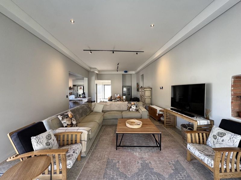 3 Bedroom House To Rent in Klein Parys - Photo 6