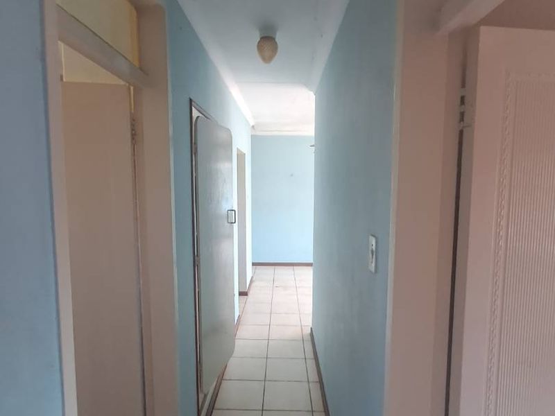 2 Bedroom Apartment In Sunnyside With A Potential For Rental - Photo 8