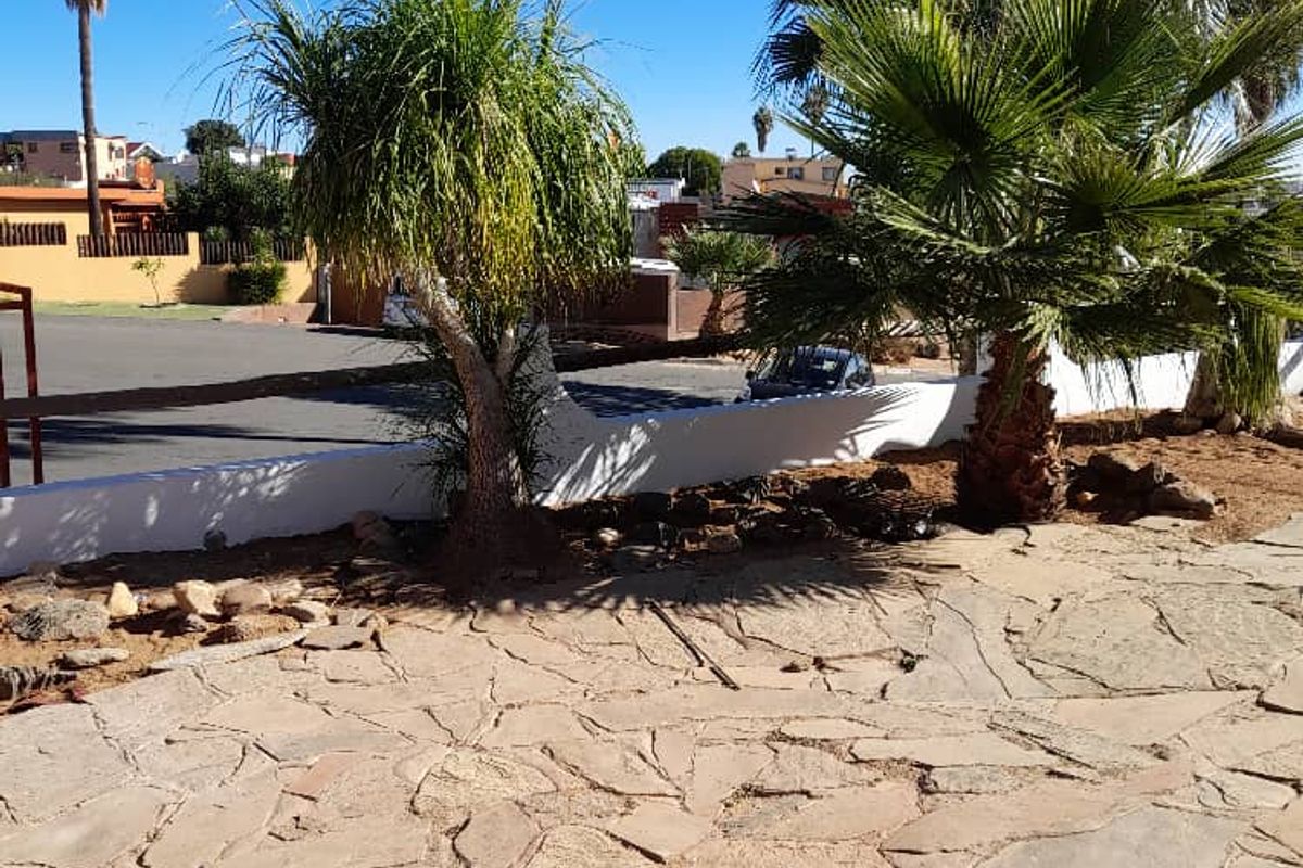 For Sale - 3 Bedroom House in Khomasdal! - Photo 4