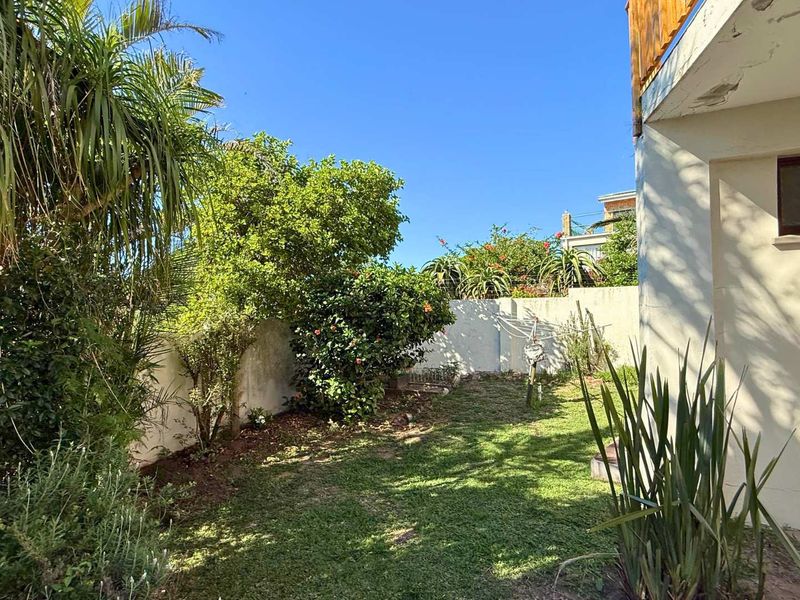 Spacious Coastal Home with Exceptional Potential in Kenton-on-Sea Asking Price: R4,600,000 - Photo 6