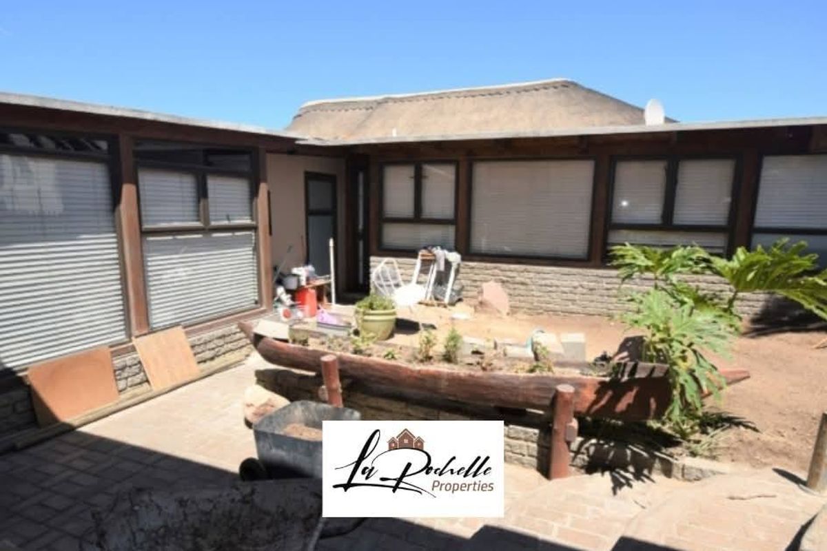 Freestanding Family home for sale - Vineta - Swakopmund - Photo 4