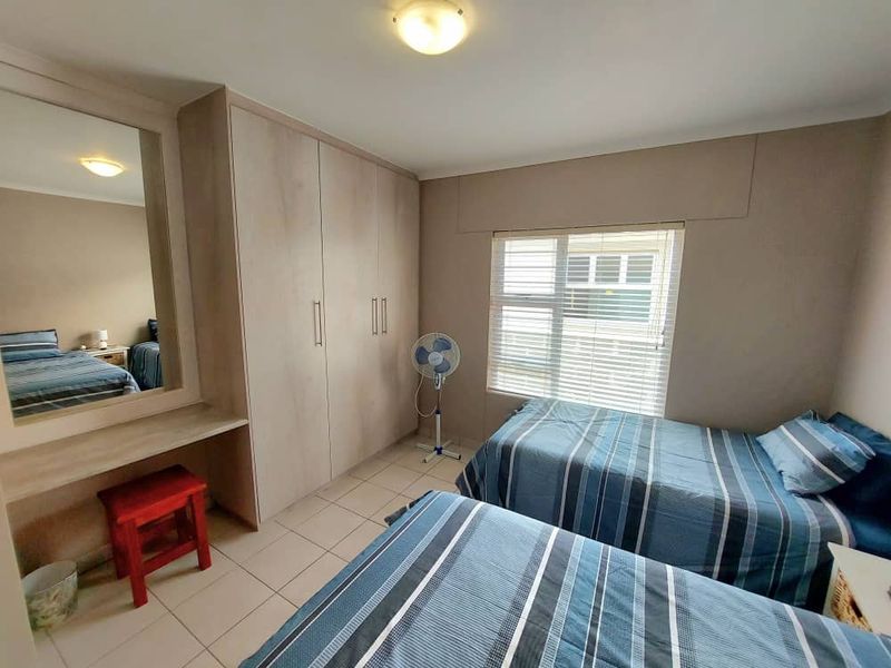 3 Bedroom Self-catering House - Photo 7