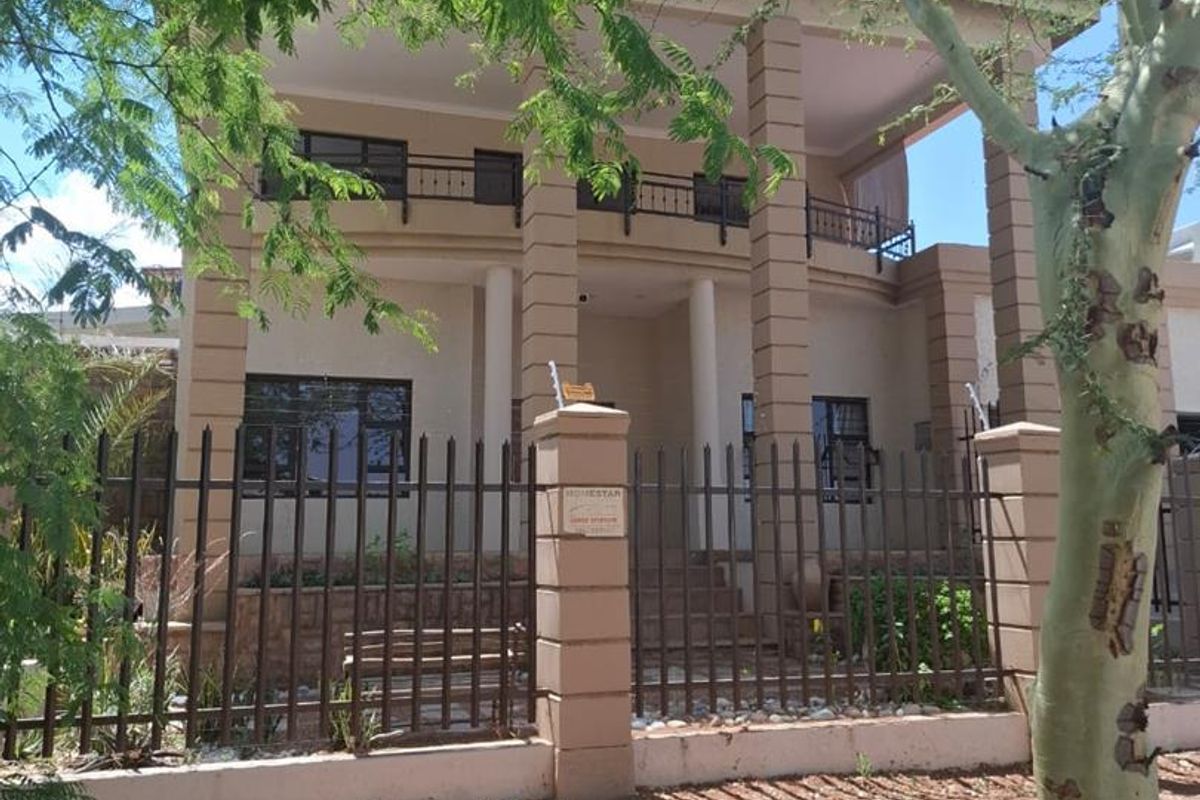 Exceptional Home for Sale in Suiderhof. - Photo 3