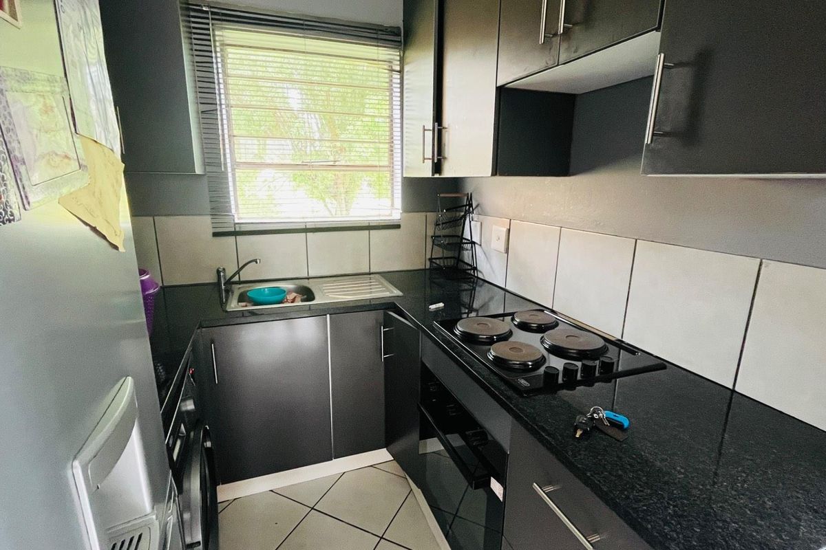 Safe family home - Photo 3