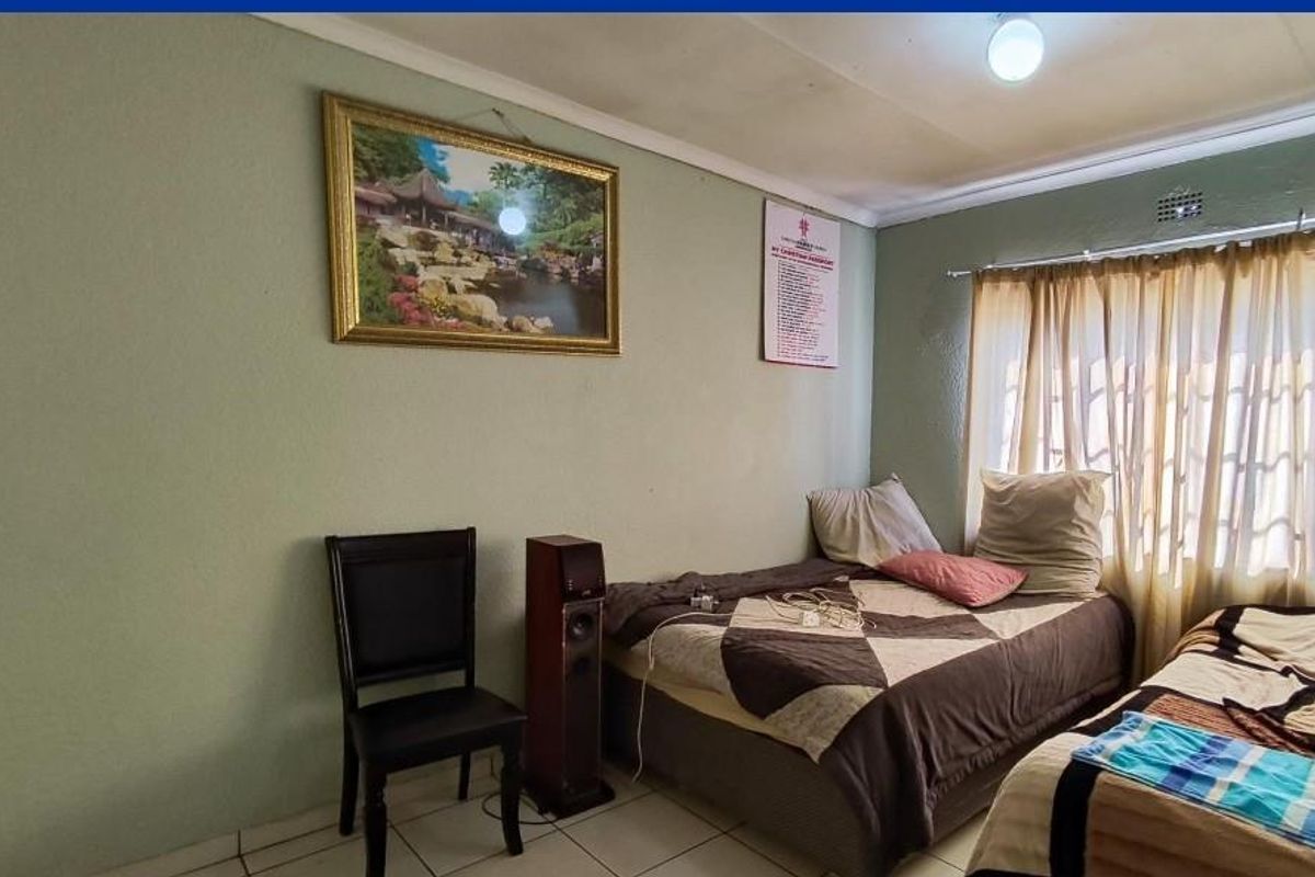 Investment property - Photo 5
