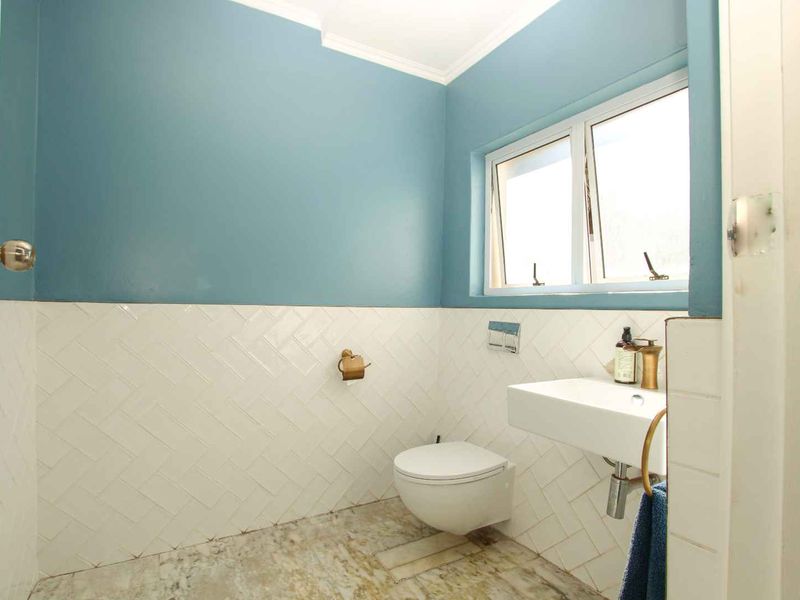 Welcome to your five bedroom dream home - Photo 7