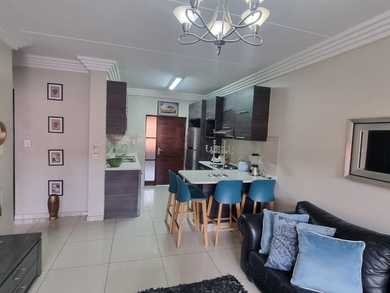 3 Bedroom Apartment in Eveleigh - Photo 5