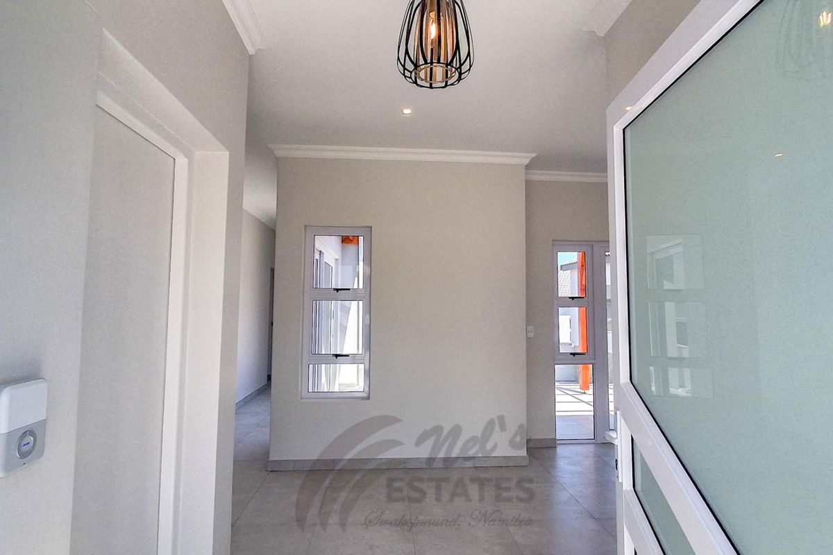 Newly Built Home with Separate Flat For Sale in Ocean View, Swakopmund - Photo 3