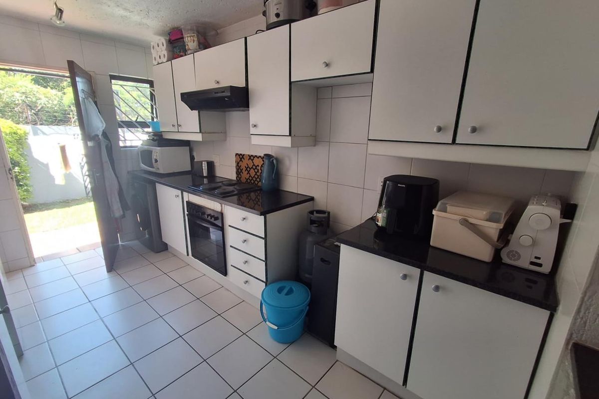 PAROS COMPLEX - GROUND FLOOR UNIT - BASSONIA - Photo 5