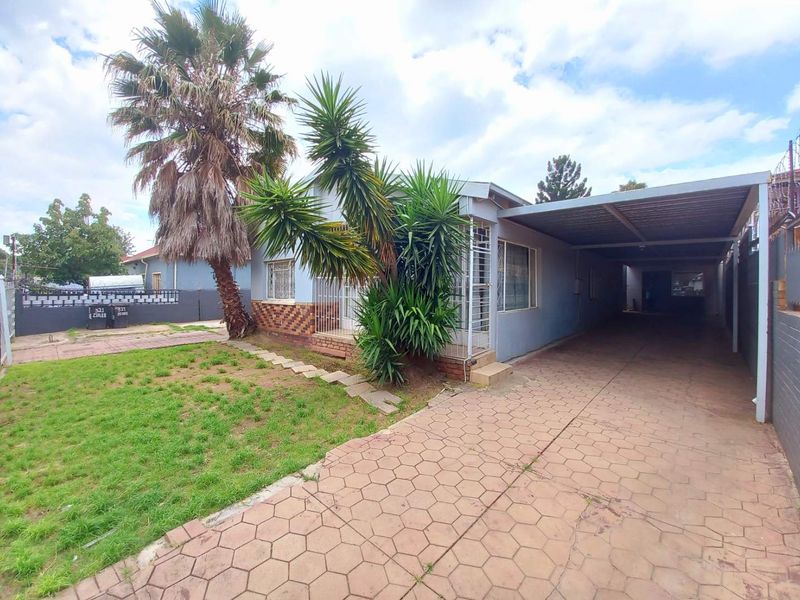 Student Accommodation or Guest House for sale - Photo 2