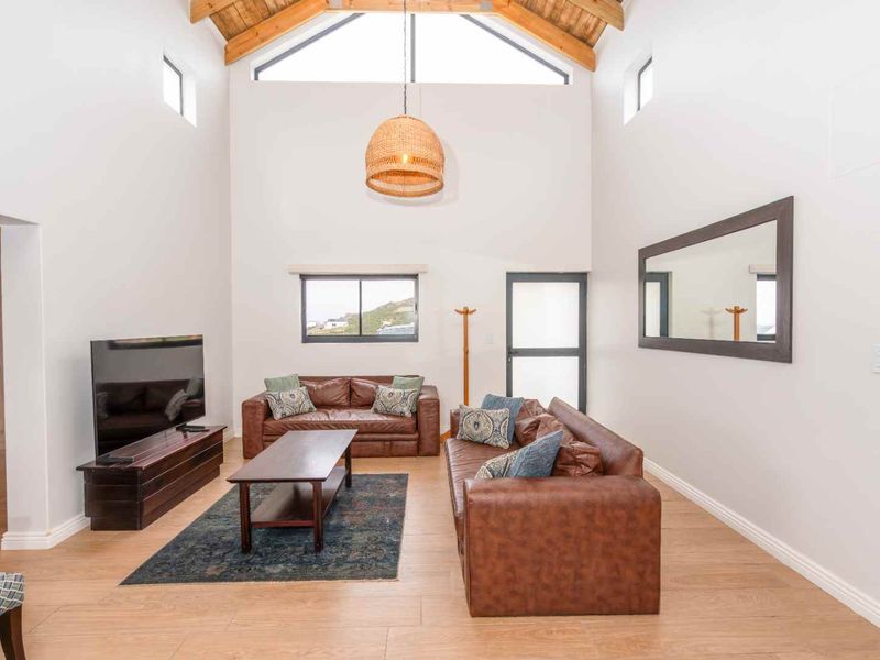 Modern New Build in Secure Estate, St Helena Bay - Photo 7