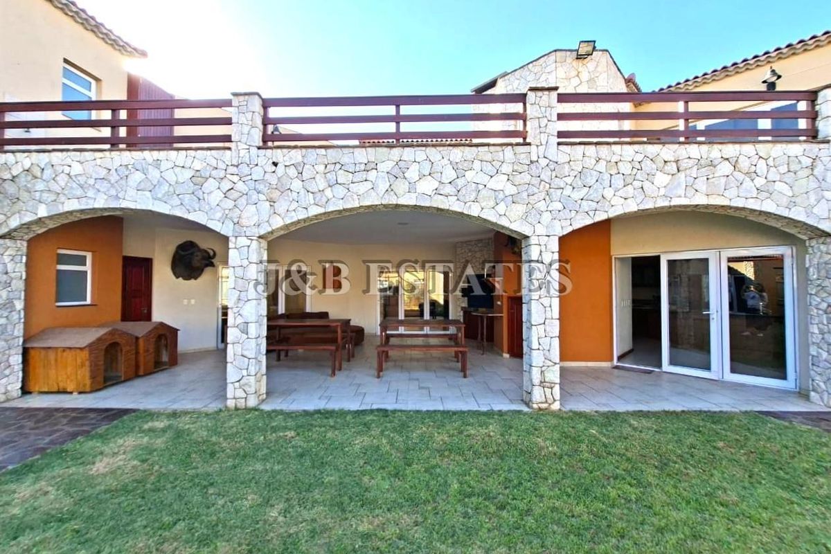 Luxury Estate at Rossmund Golf Resort - Swakopmund - Namibia - Photo 5