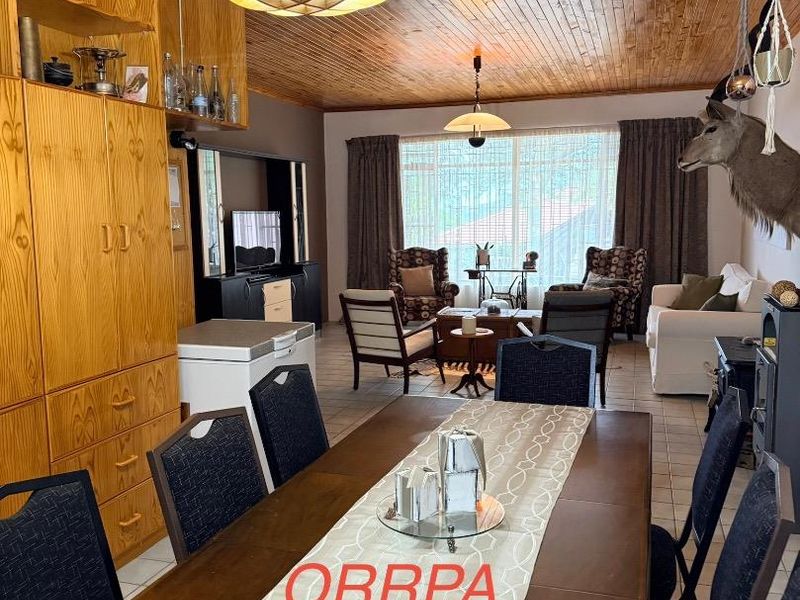 Kleine Windhoek house for sale. - Photo 2