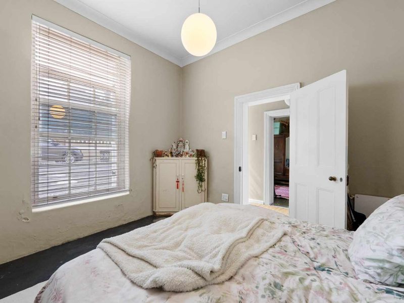 Serene home on the slopes of Signal Hill - Photo 10