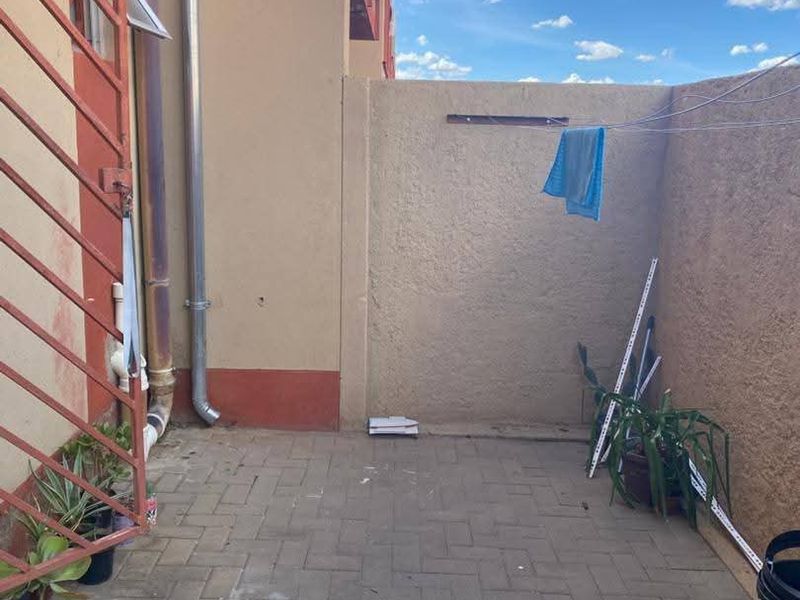 ⚜️Flat Init For Sale Peneyambeko Courts🔥 - Photo 2