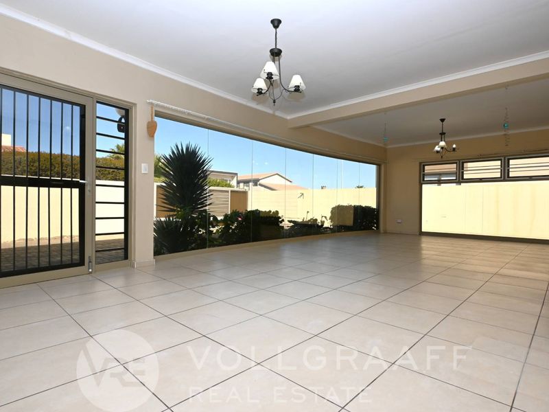 Spacious 3-Bedroom Family Home for Rent – Available immediately - Photo 2