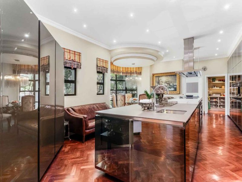 6 Bedroom House for Sale in Dainfern Golf Estate - Photo 8