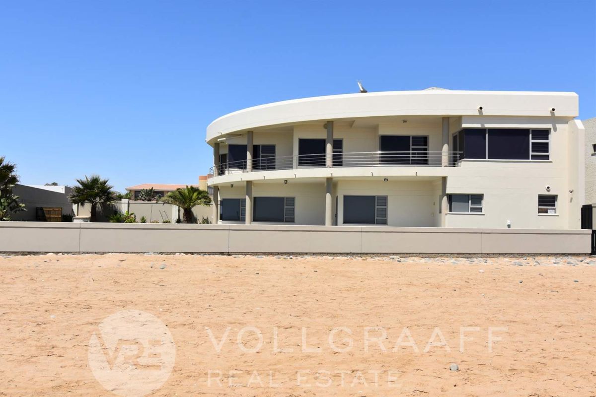 Beachfront Bliss in Vogelstrand, Swakopmund – Exclusive Value Opportunity - Photo 5