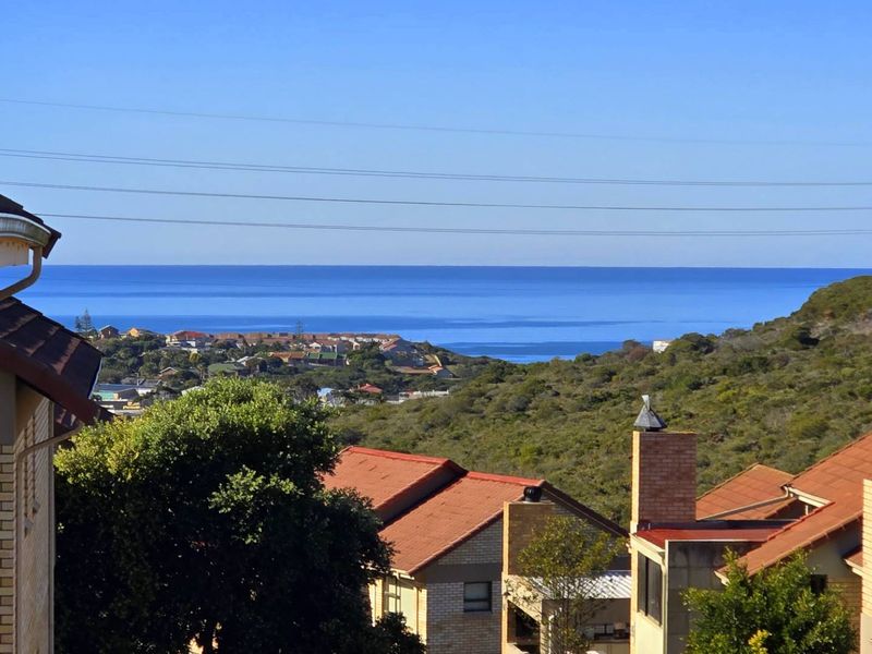Charming sea view from your braai balcony! - Photo 2