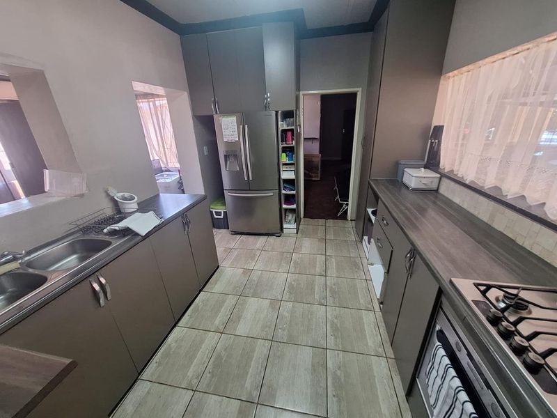 “Big on Space, Big on Potential” - Photo 4