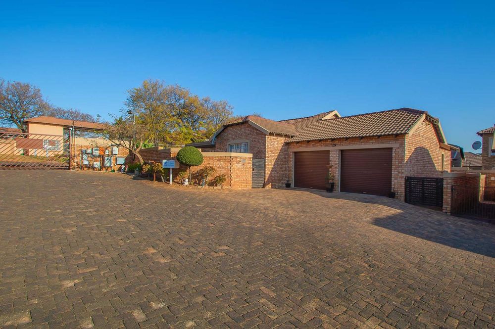 Unit from outside with added parking space