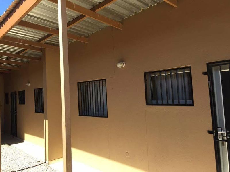 Neat 2 bedroom ground floor unit for sale in Otjomuise - Photo 5