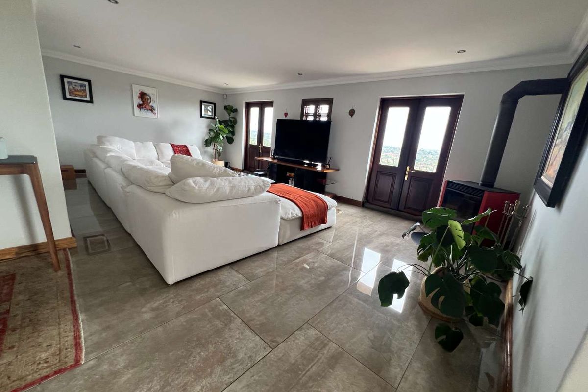 MAGNIFICENT LUXURY PROPERTY FOR RENT - Photo 4