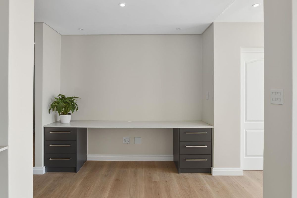 Brand new Home to make your own - Photo 5