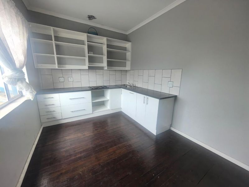Affordable 2 Bedroom flat available for rent - Photo 8