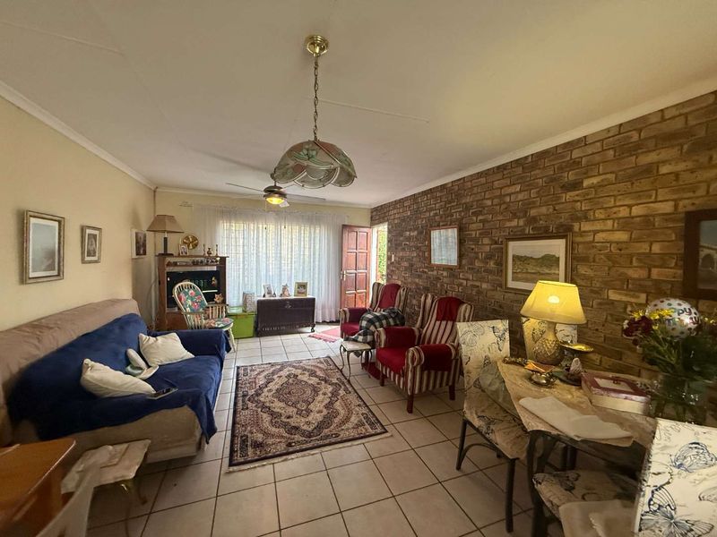 Secure & Spacious Simplex Living in Sought-After Noordheuwel – Perfect for Downsizing. - Photo 8
