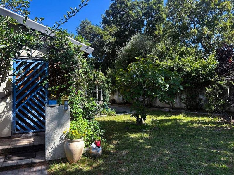 Charming 4 Bedroom Home Bursting with Potential – Elandspark - Photo 1
