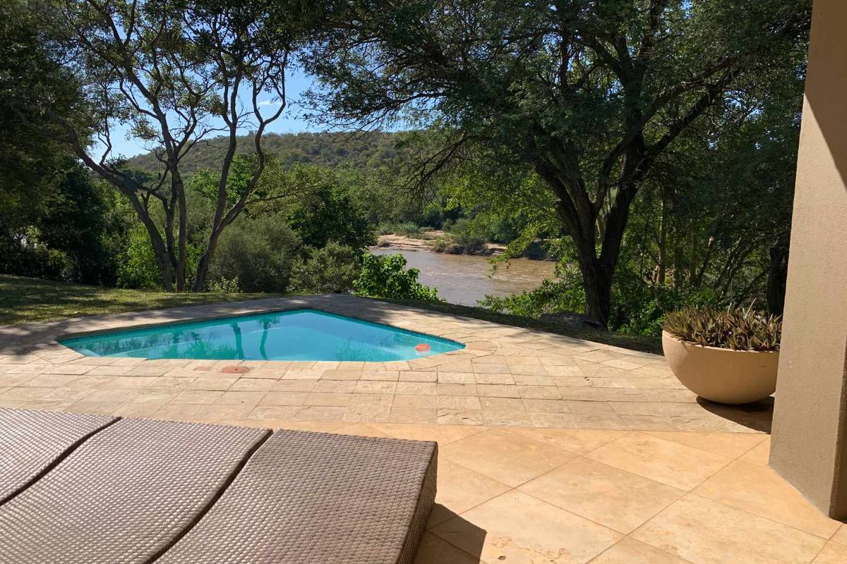 Beautiful 4-bedroom Villa Rental in Elephant Rock Eco Estate - Photo 3