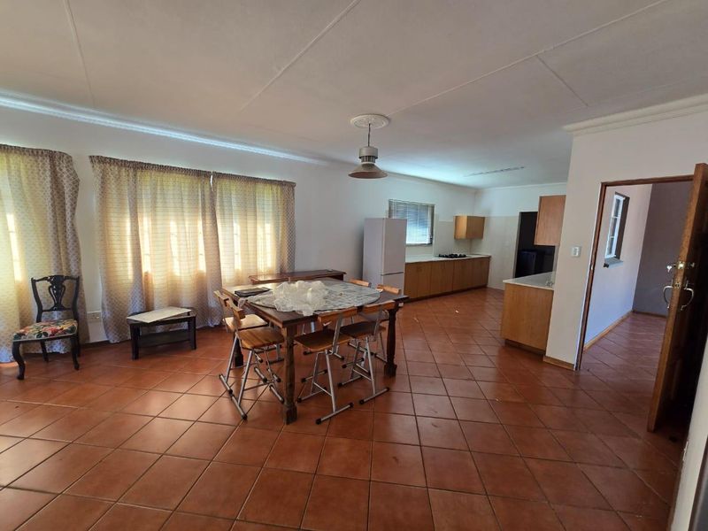 OFFERS WELCOME! Move-In Ready Gem: Spacious 3-Bedroom in Secure Village! - Photo 4