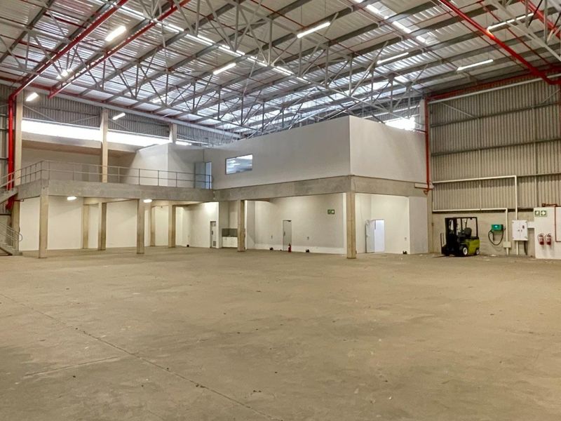 Prime Logistics & Distribution Warehouse To Let | Mount Edgecombe - Photo 4