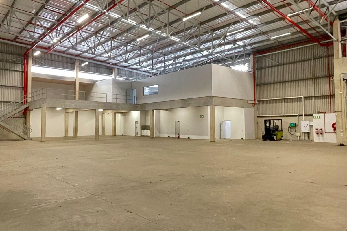 Prime Logistics & Distribution Warehouse To Let | Mount Edgecombe - Photo 4