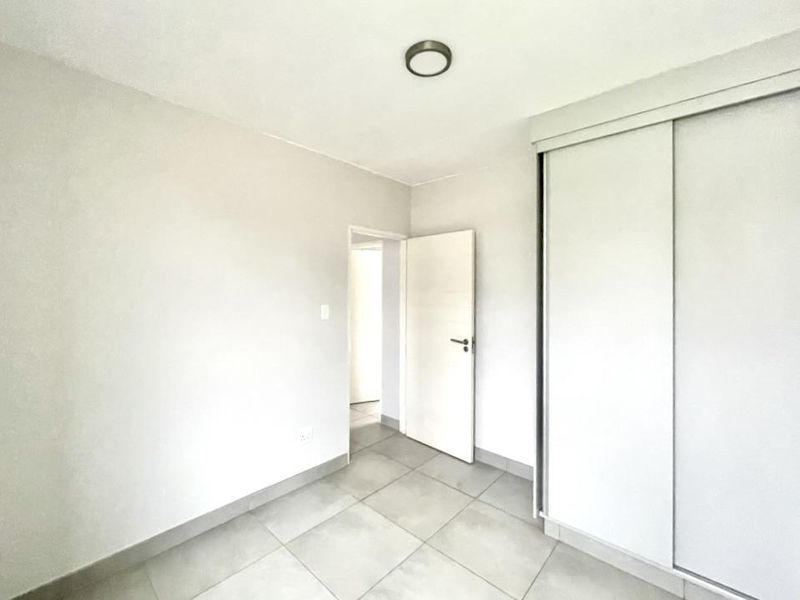 Prime Investment Opportunity: Apartment in Lyttelton Manor, Centurion – Ideal for Strong Rental Yields and Young Professionals. - Photo 8