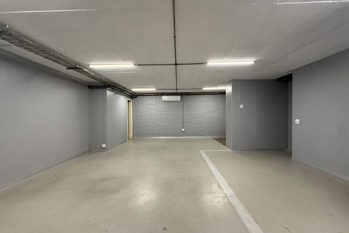 Office Space To Let - Immediately Available - Photo 5