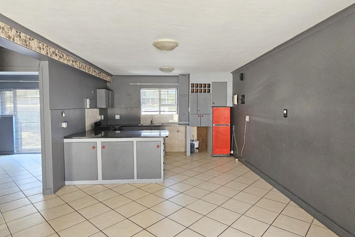 Lock-up-and-go apartment 2km to the beach! - Photo 4