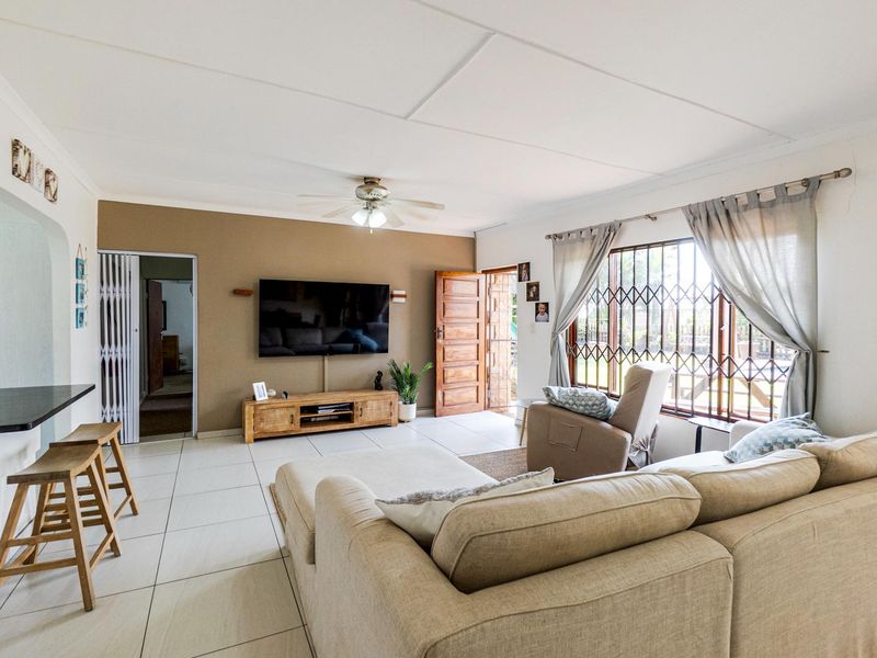 Level land and pet friendly in secure complex - Photo 7