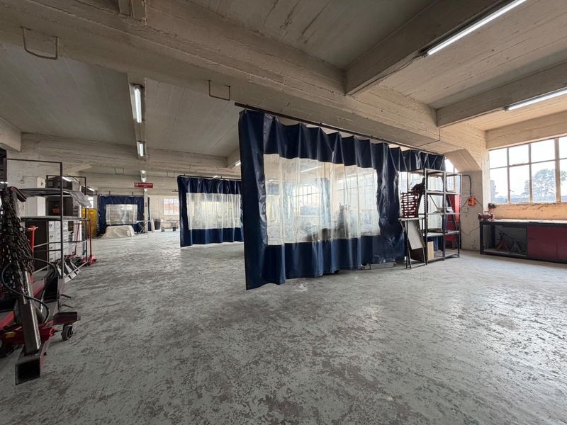 PRIME BUSINESS 1 COMMERCIAL PROPERTY FOR SALE – GERMISTON CENTRAL - Photo 9