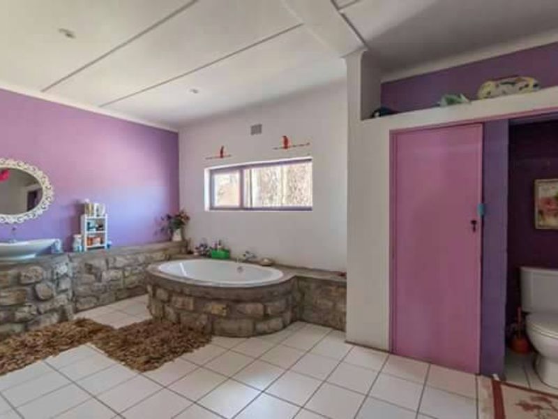 Small Holding with Tourism Potential | Mariental District, Hardap - Photo 9