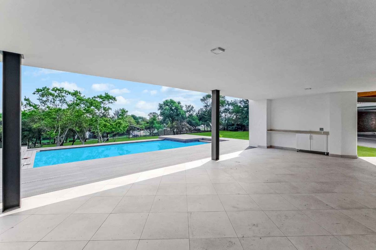 SECURE BEAULIEU ESTARE LIVING - FULLY RENOVATED AND READY TO IMPRESS! - Photo 5