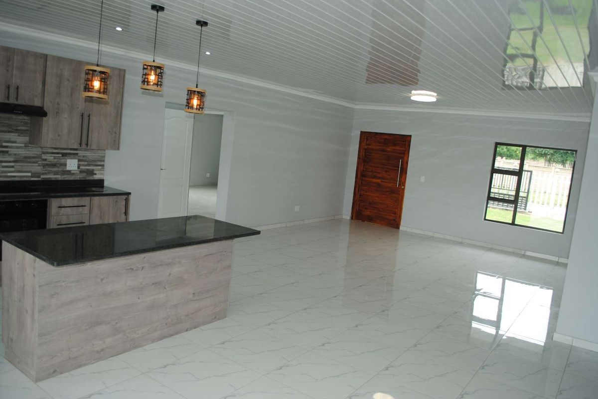 Modern Lovely newly Built home in the center of Riversdal - Photo 5