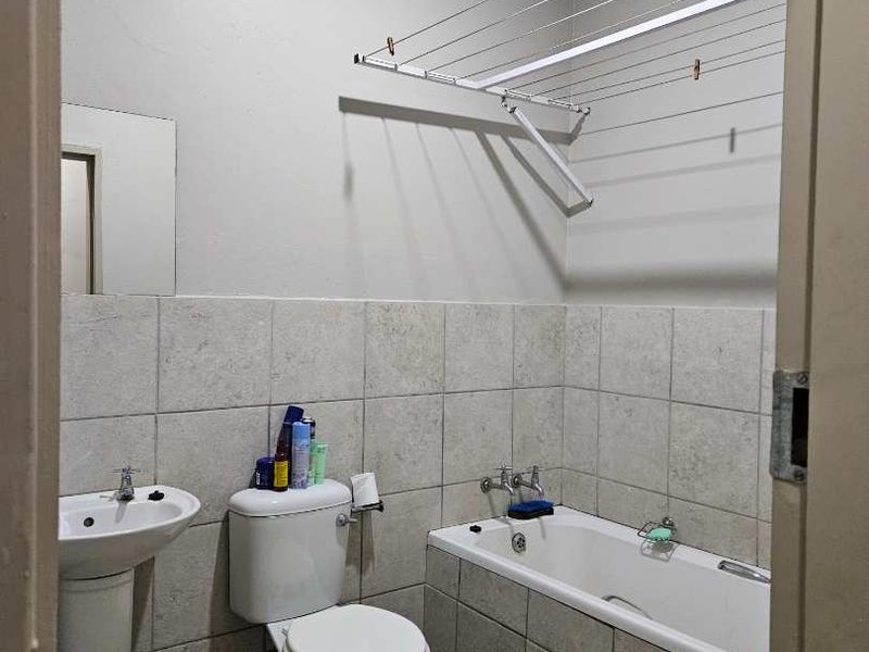 beautiful 2 bedroom town house for sale - Photo 9