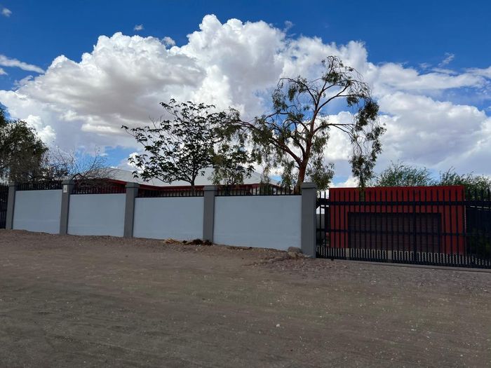 Property #2477611, House For Sale in Keetmanshoop Central