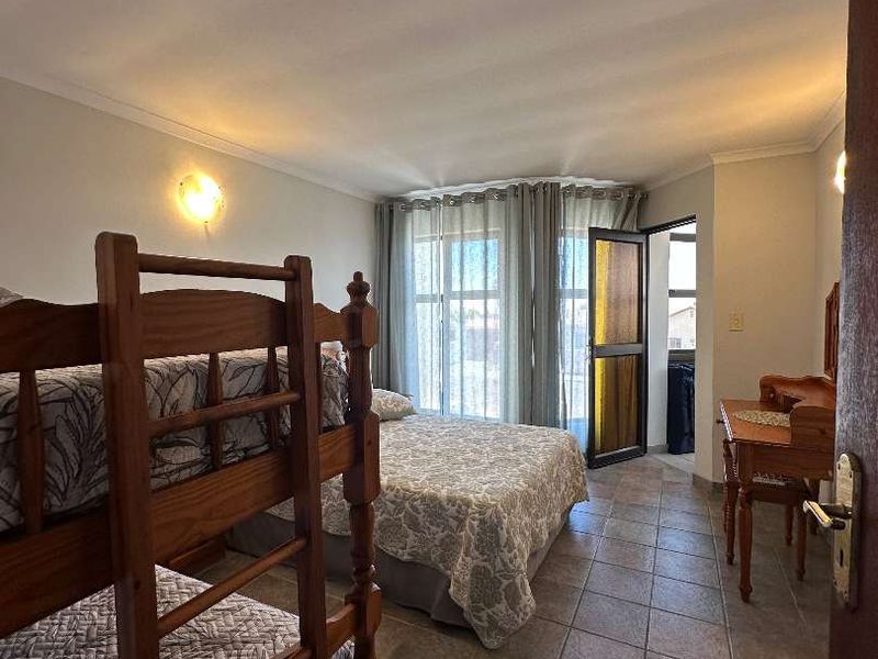 4 Bedroom Townhouse  – Prime CBD Location - Photo 9