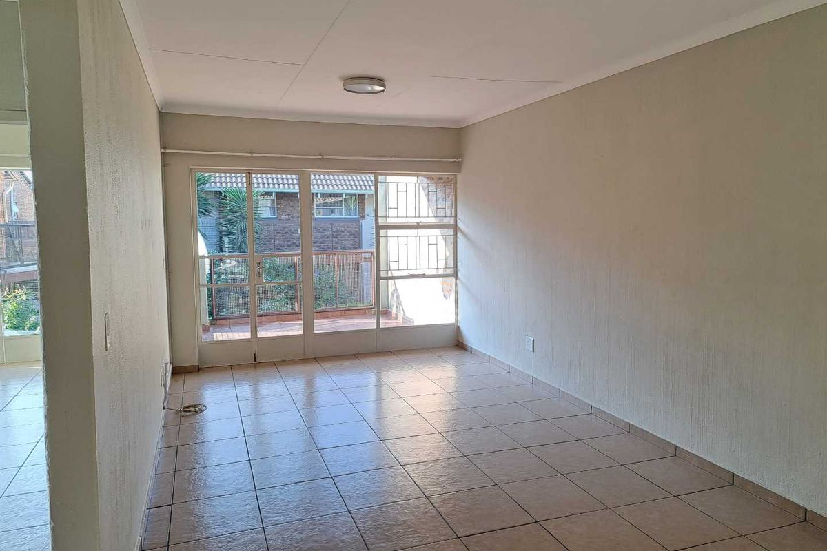 2 Bedroom Apartment for Sale in Ravenswood - Photo 5