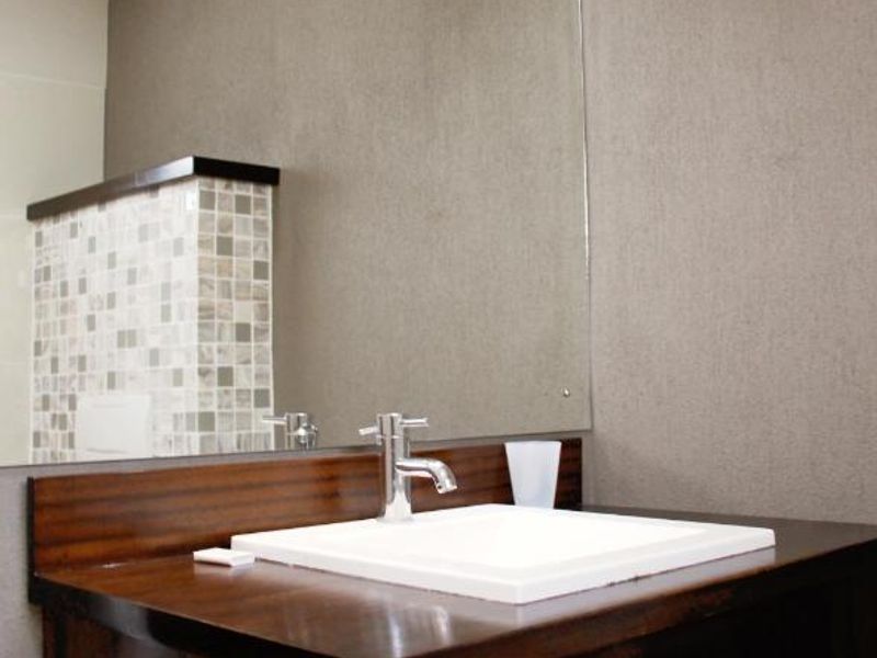 GUESTHOUSE FOR SALE - Photo 7