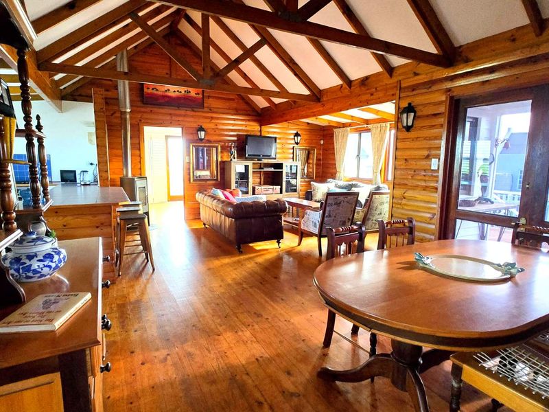 **Charming Home in a Private Nature Reserve with Stunning Views** - Photo 6